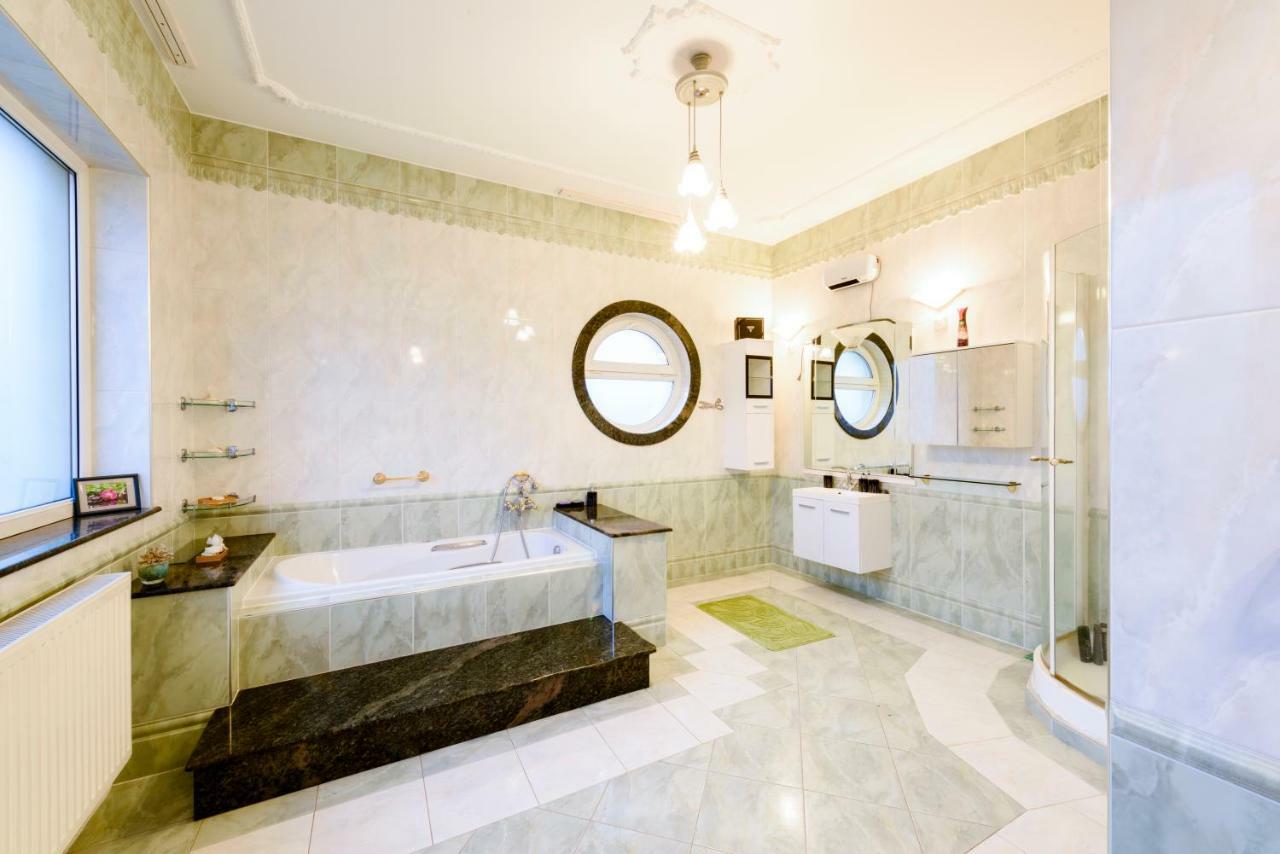 Elite Boutique Villa Oerkeny Orkeny Екстериор снимка